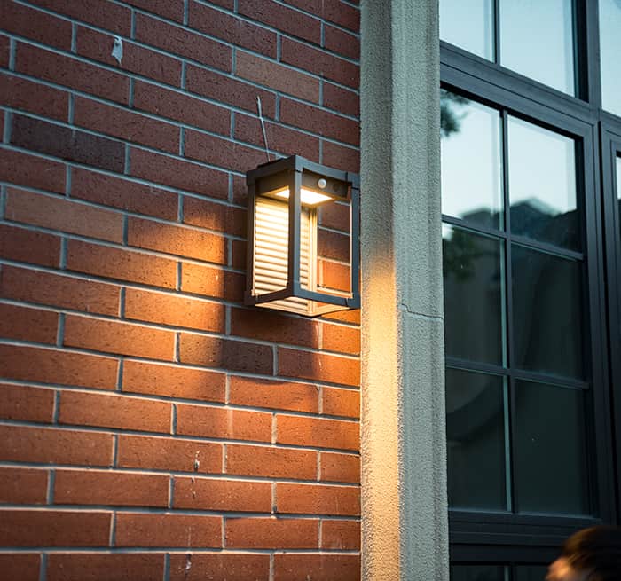 Aplica LED de exterior SOLIS, cu panou solar si senzor, aluminiu — imaginea 2